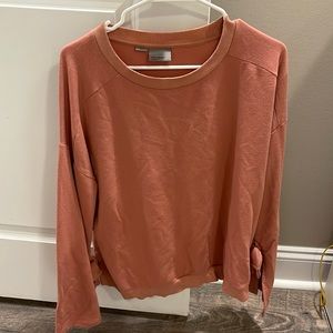Boutique pullover sweater- never worn- cute bow belle sleeves!